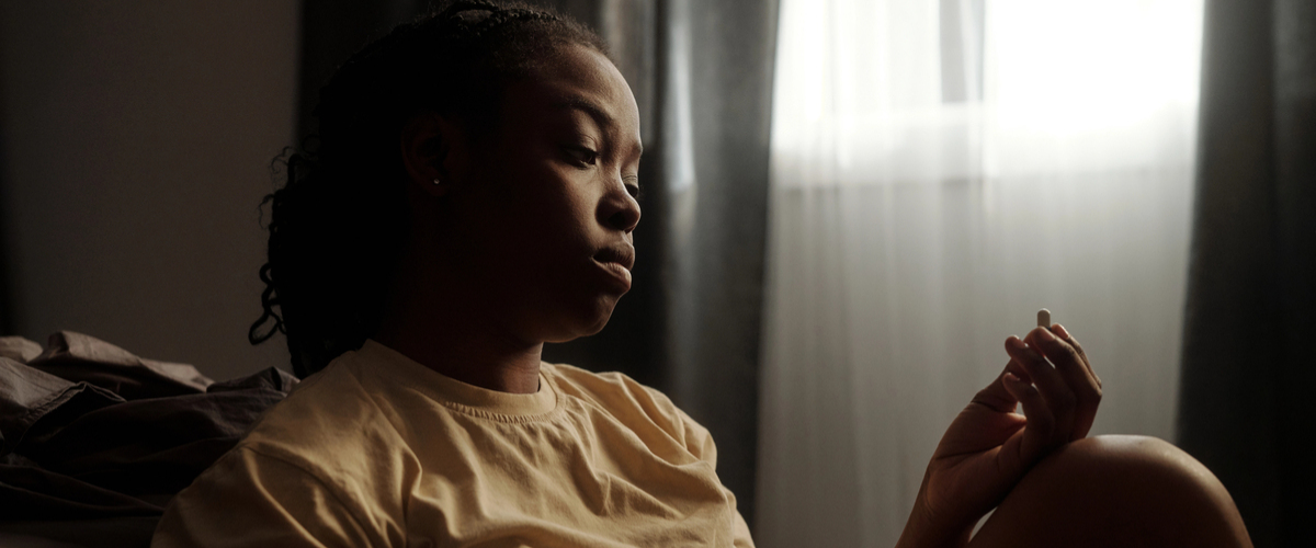 Dupla jornada, insônia e dependência faz com que as mulheres sejam as mais afetadas pelos efeitos do uso indiscriminado de drogas ZLeia mais...